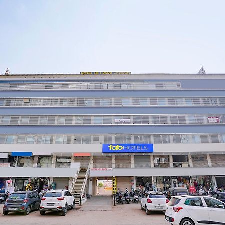 Fabhotel Hill Park I Vadodara Dış mekan fotoğraf