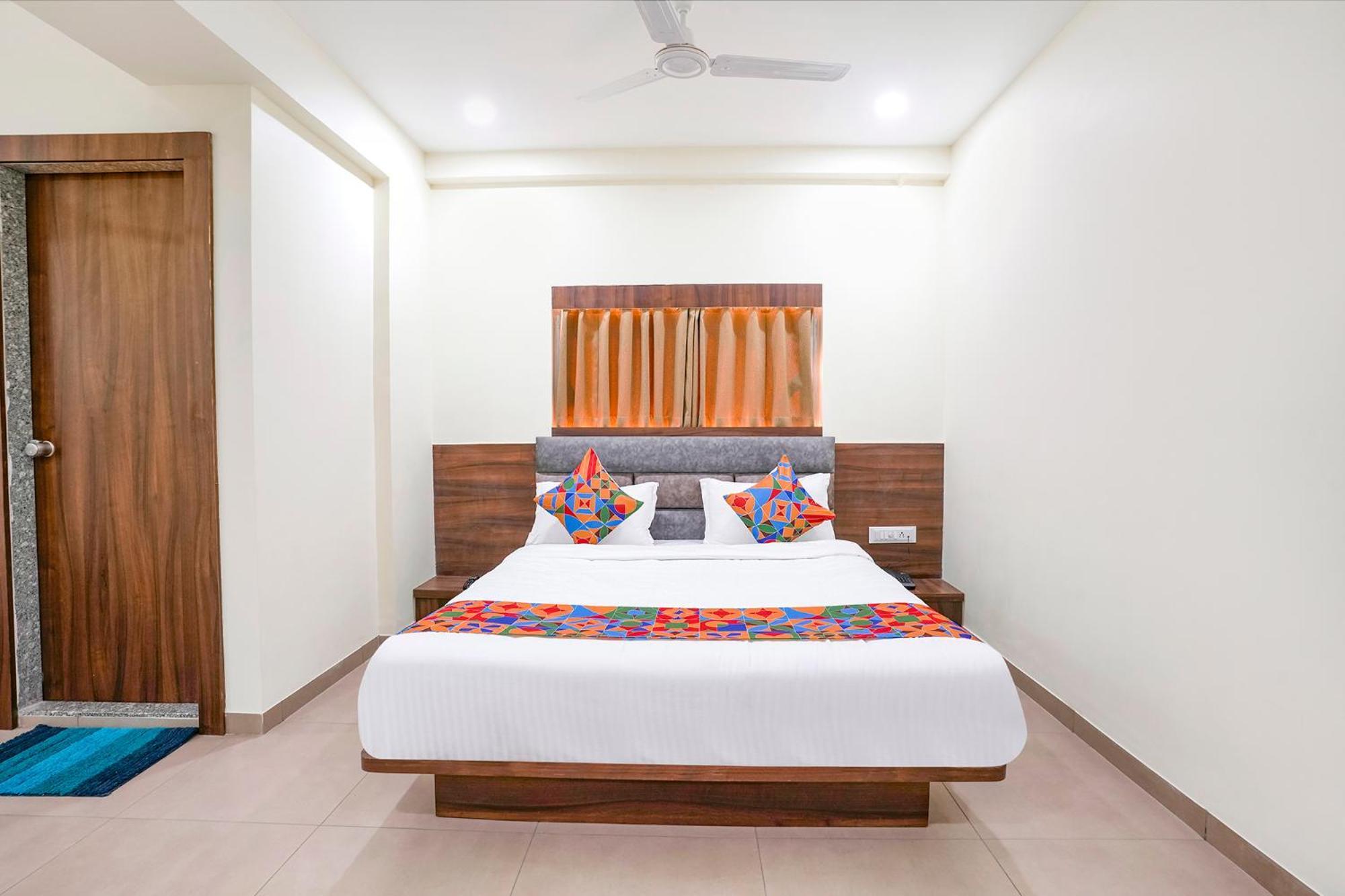 Fabhotel Hill Park I Vadodara Dış mekan fotoğraf